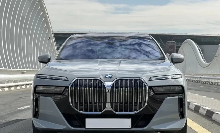 BMW 735i M Kit 2025