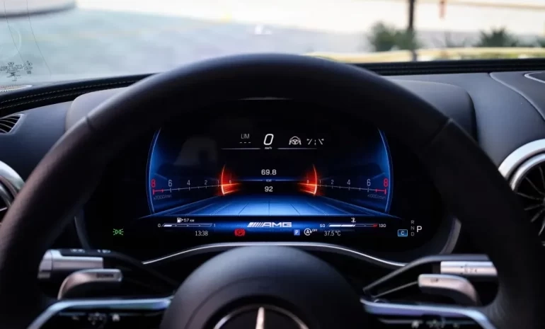 Mercedes Benz AMG SL 63 2023