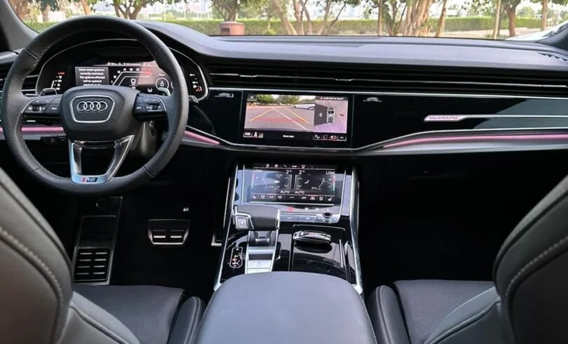 Audi RS Q8 2023