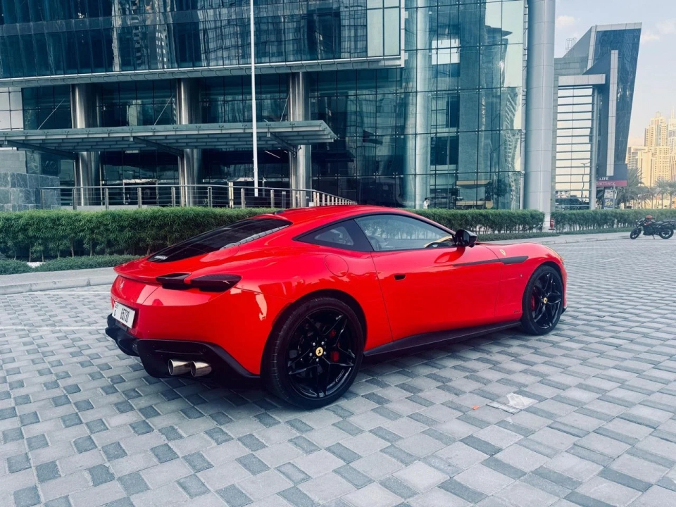 Ferrari Roma 2024