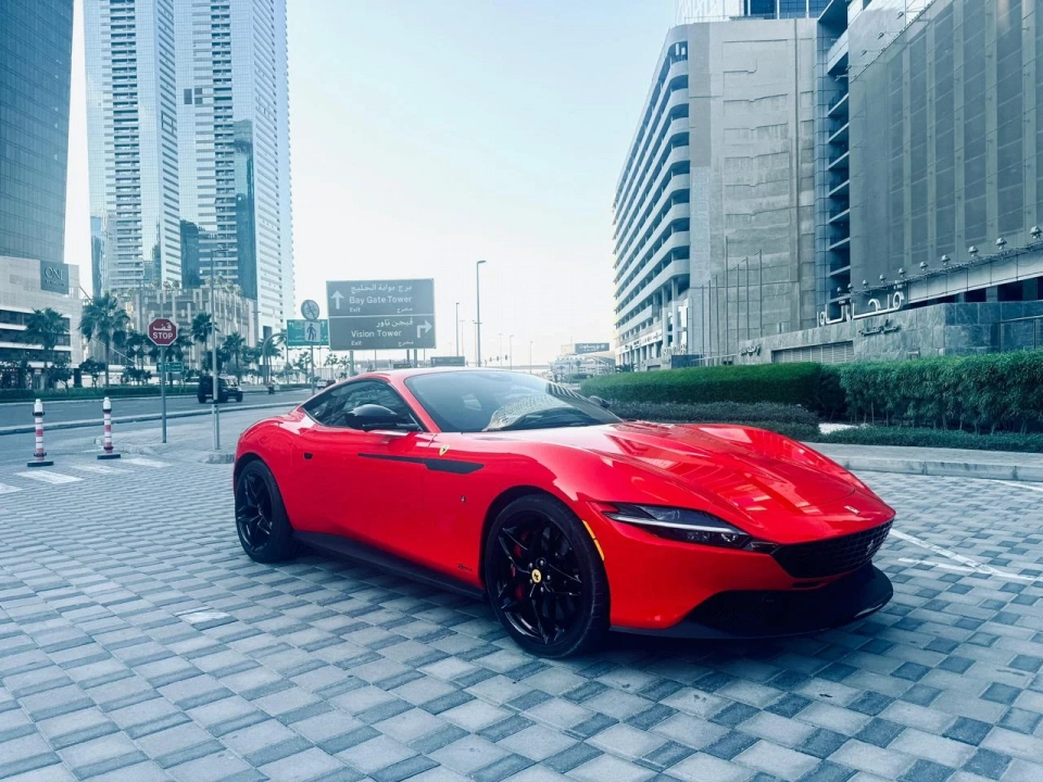 Ferrari Roma 2024