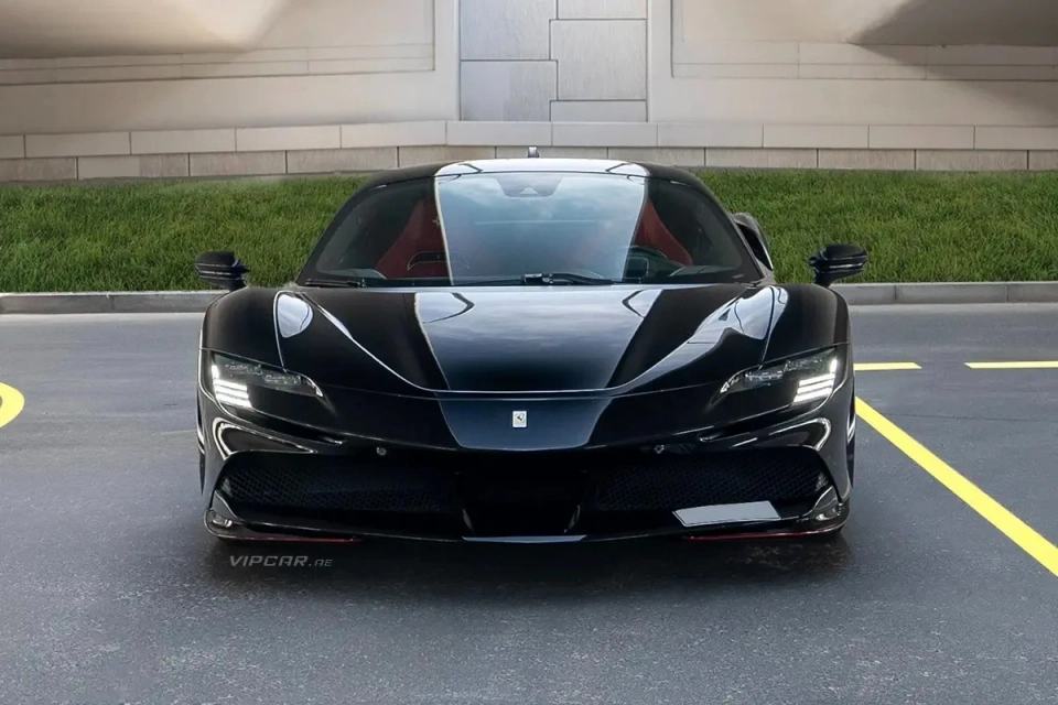 Ferrari SF90