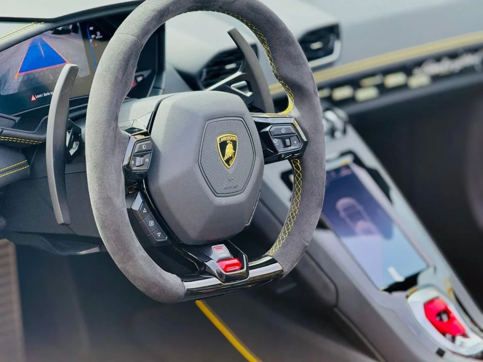 Lamborghini Huracan Evo Spyder 2024