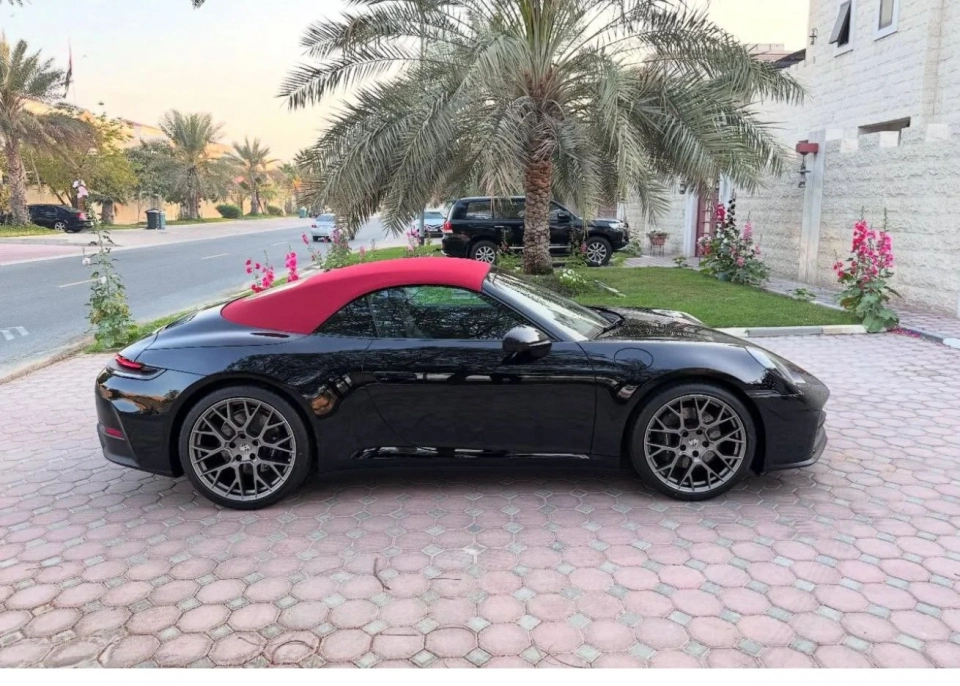 Porsche 911s 2025